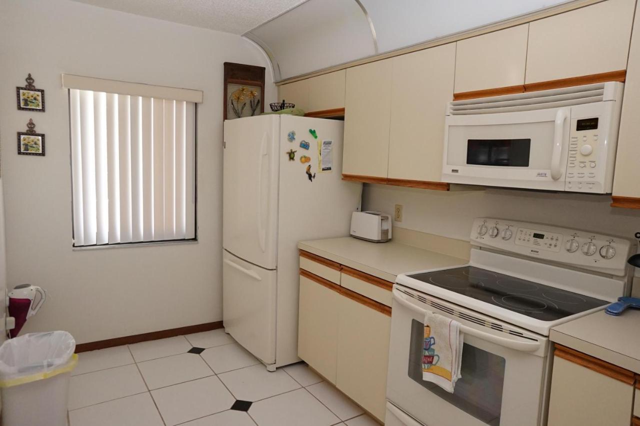 Sandcastles 400 Ocean & Rocket Launch Views, Massive Corner Unit Cocoa Beach Exterior photo